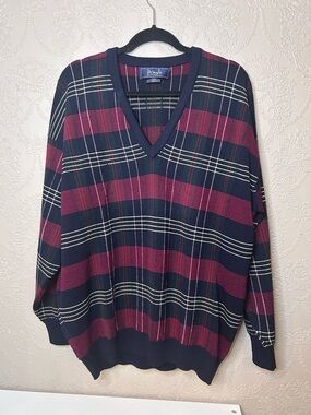 Pringle Men's V-Neck Sweater in Navy, Burgundy, White Plaid 100% wool lambs